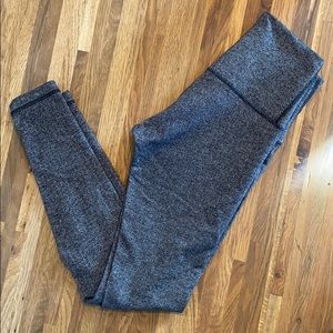 Lululemon High Rise Herringbone Wonder Under